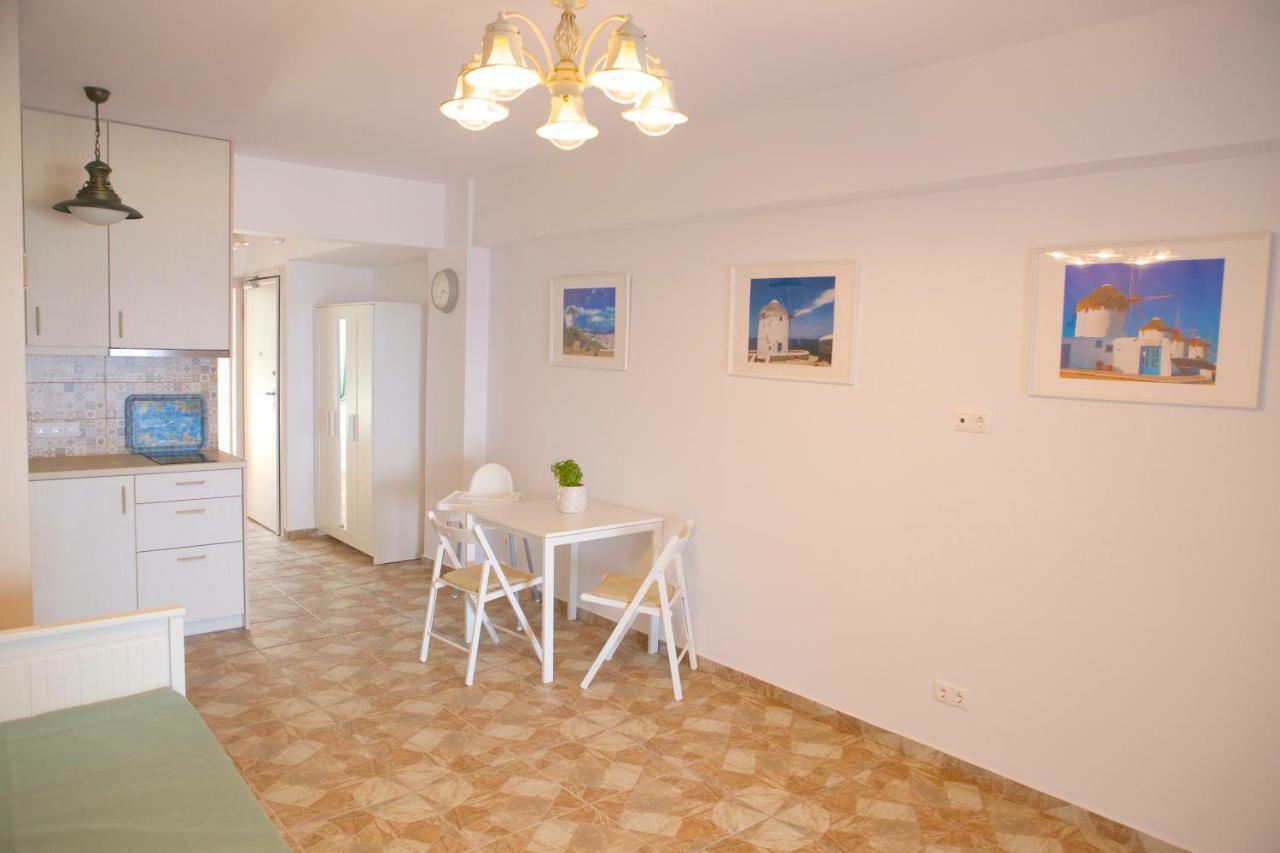 Mediterranean Sandy Beach Apartment Tolón Eksteriør billede